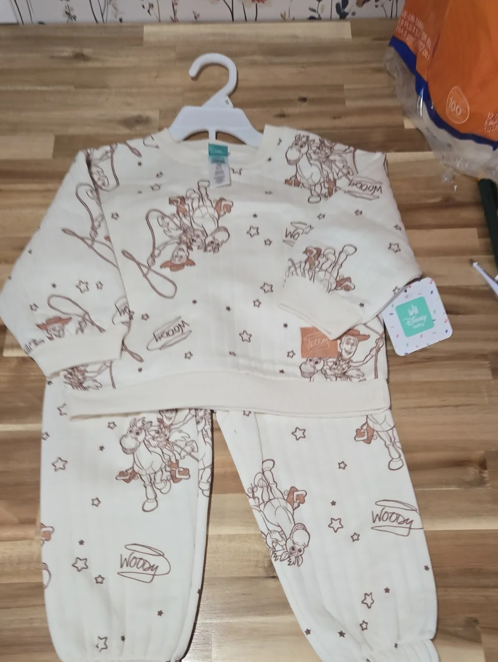 Woody Cream SET